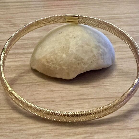 The Wholesale Jewelers 10k Gold Stretch Mesh Bracelet - Picture 5 of 10